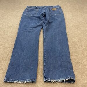 Wrangler Jeans Mens 40 Fits 39x32 Faded Blue 13MWZ Cowboy Cut Western Boots